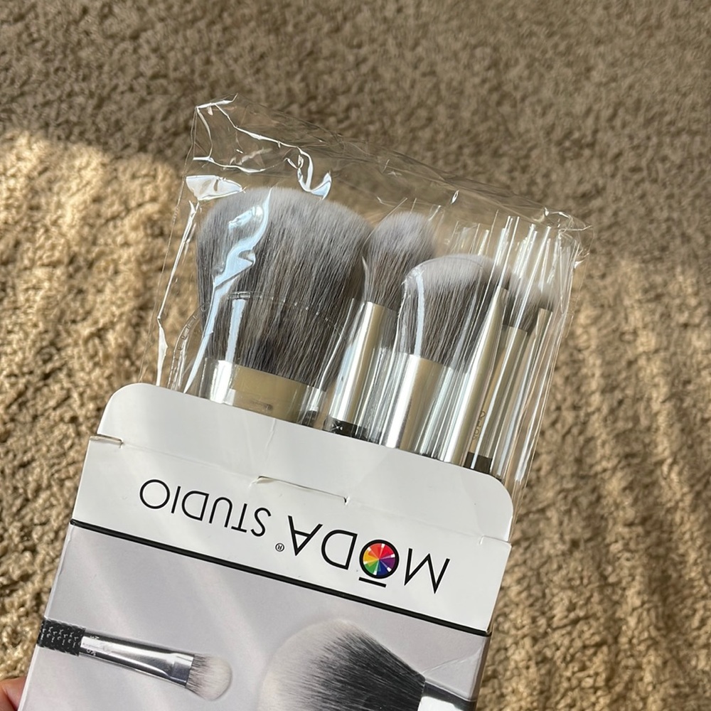 MODA STUDIO Brush Set